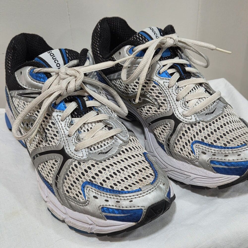 Saucony ProGrid Triumph 4 Men Size 8.5 Running Shoes Silver Blue White Y2K GUC